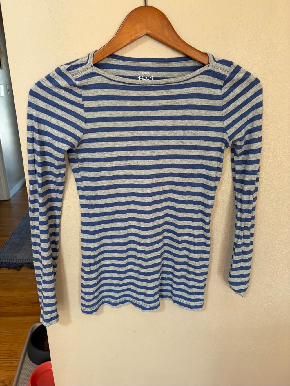 Painter stripe tee